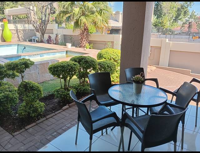 3 BEDROOM HOUSE FOR SALE IN BOSCHDAL